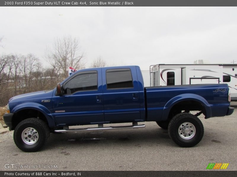 Sonic Blue Metallic / Black 2003 Ford F350 Super Duty XLT Crew Cab 4x4