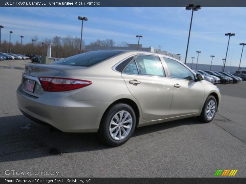 Creme Brulee Mica / Almond 2017 Toyota Camry LE