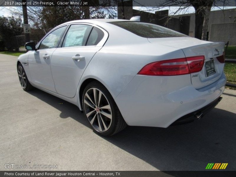 Glacier White / Jet 2017 Jaguar XE 25t Prestige