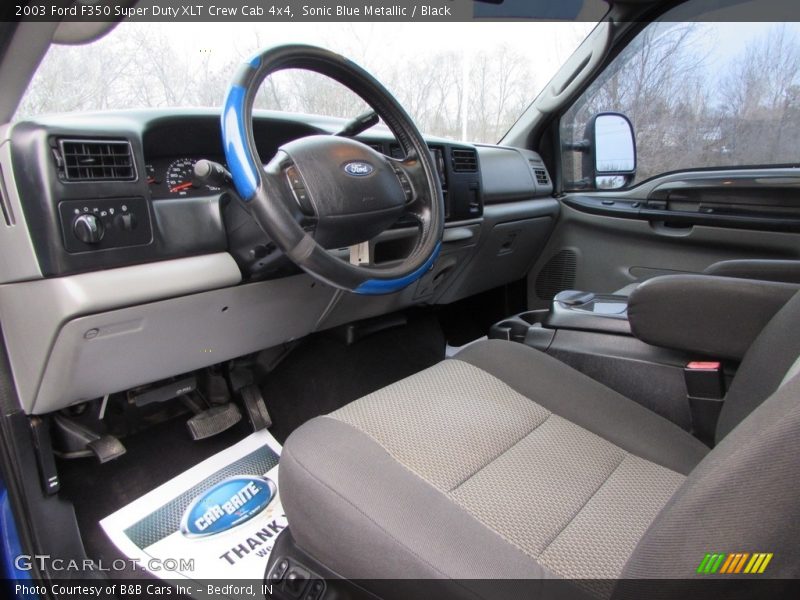 Sonic Blue Metallic / Black 2003 Ford F350 Super Duty XLT Crew Cab 4x4