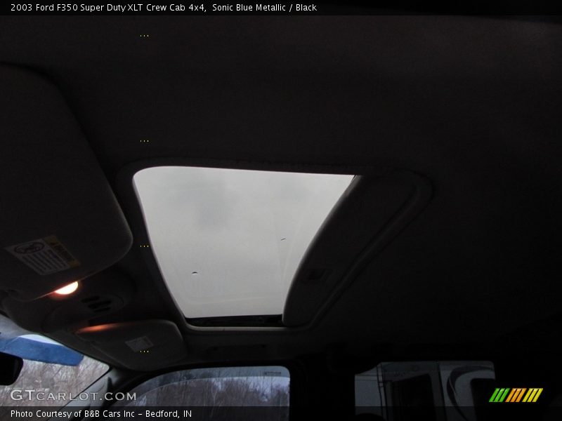 Sonic Blue Metallic / Black 2003 Ford F350 Super Duty XLT Crew Cab 4x4