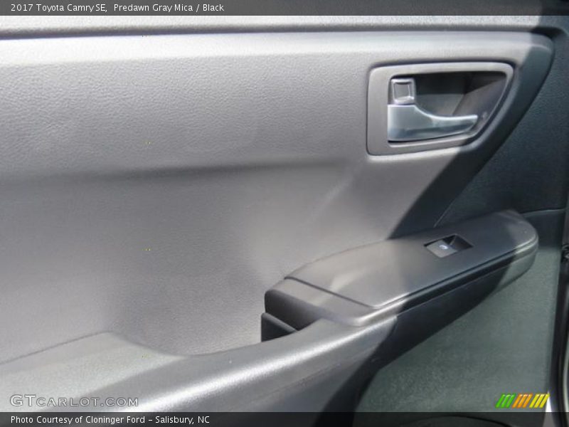 Predawn Gray Mica / Black 2017 Toyota Camry SE