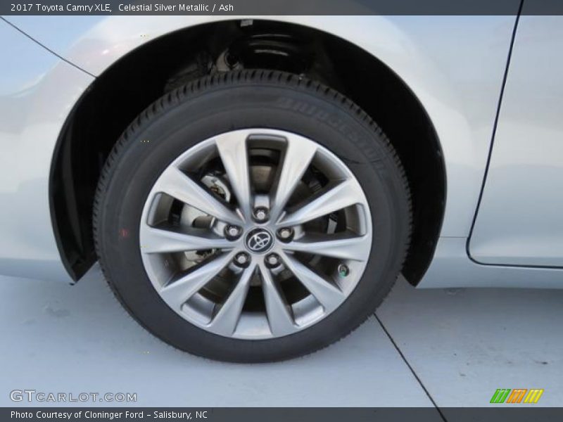 Celestial Silver Metallic / Ash 2017 Toyota Camry XLE