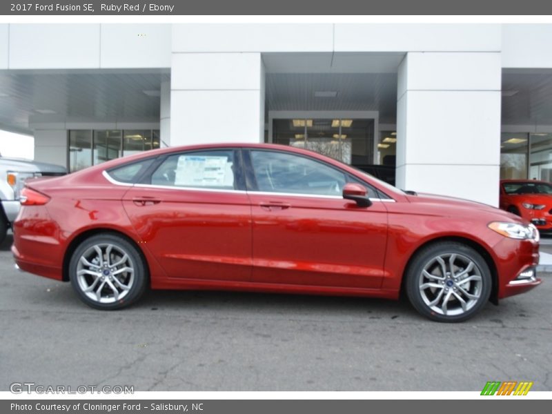 Ruby Red / Ebony 2017 Ford Fusion SE