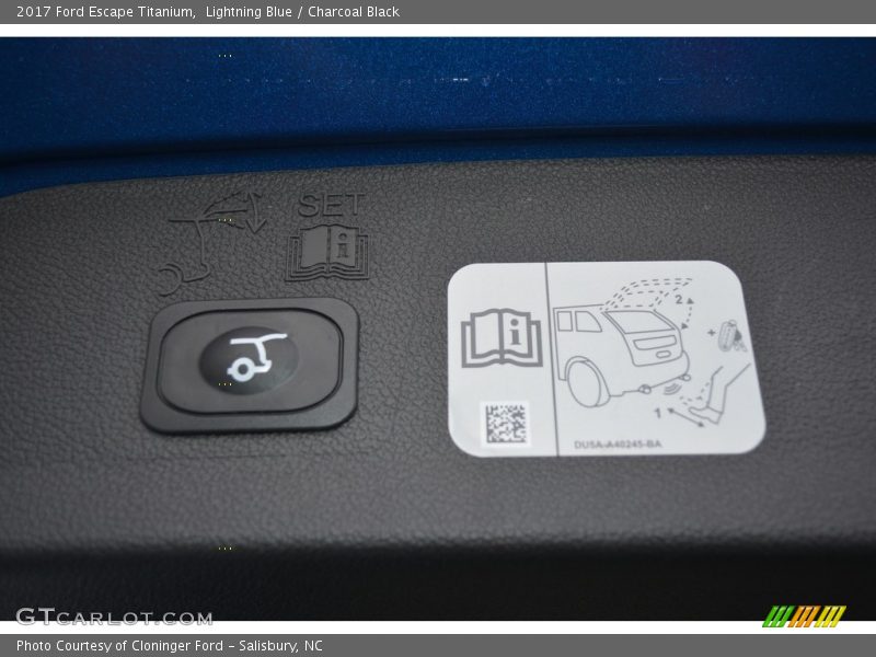 Lightning Blue / Charcoal Black 2017 Ford Escape Titanium