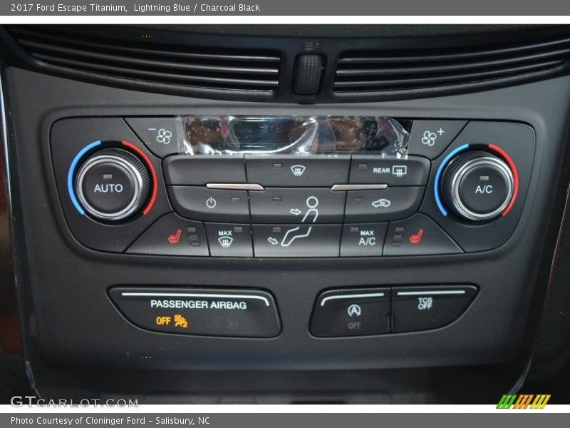 Lightning Blue / Charcoal Black 2017 Ford Escape Titanium
