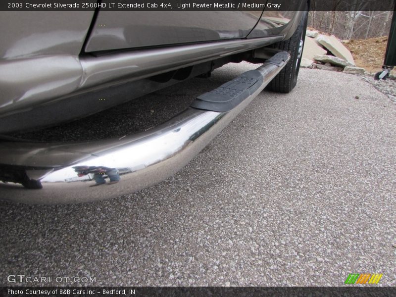 Light Pewter Metallic / Medium Gray 2003 Chevrolet Silverado 2500HD LT Extended Cab 4x4