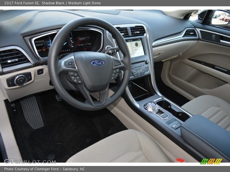 Shadow Black / Medium Light Stone 2017 Ford Fusion SE
