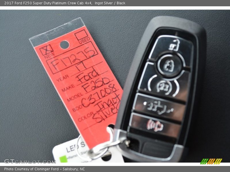 Ingot Silver / Black 2017 Ford F250 Super Duty Platinum Crew Cab 4x4