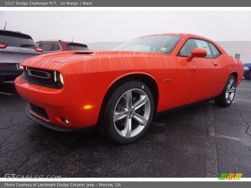 Go Mango / Black 2017 Dodge Challenger R/T
