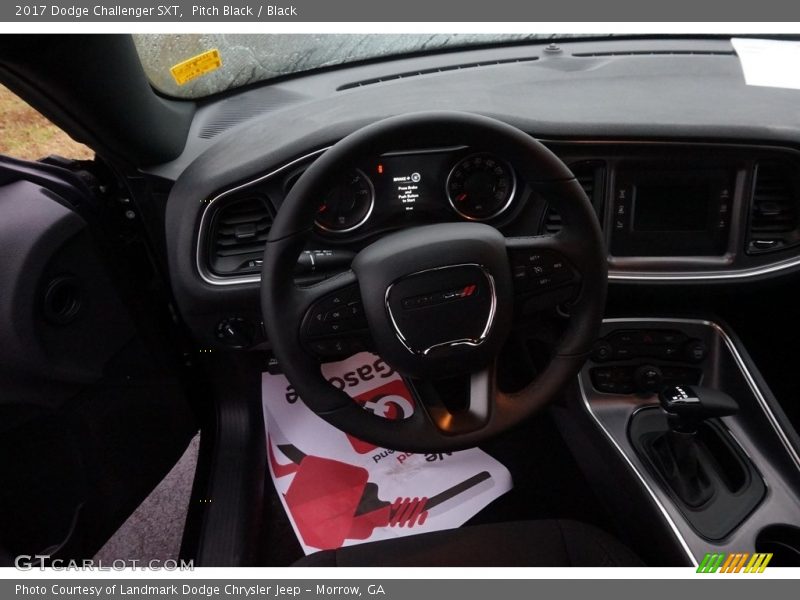 Pitch Black / Black 2017 Dodge Challenger SXT