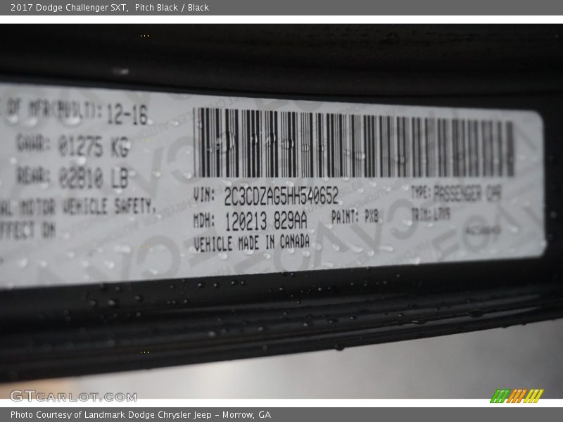 Pitch Black / Black 2017 Dodge Challenger SXT