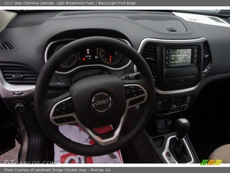 Light Brownstone Pearl / Black/Light Frost Beige 2017 Jeep Cherokee Latitude