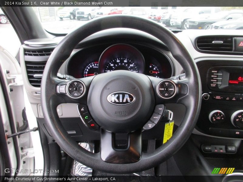 Clear White / Black Diamond Woven Cloth 2014 Kia Soul 1.6