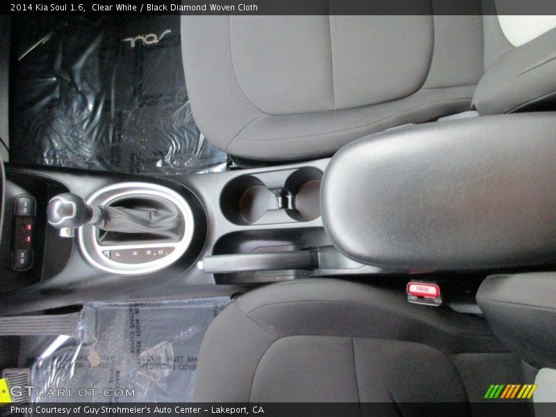 Clear White / Black Diamond Woven Cloth 2014 Kia Soul 1.6