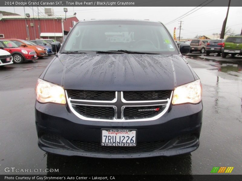 True Blue Pearl / Black/Light Graystone 2014 Dodge Grand Caravan SXT