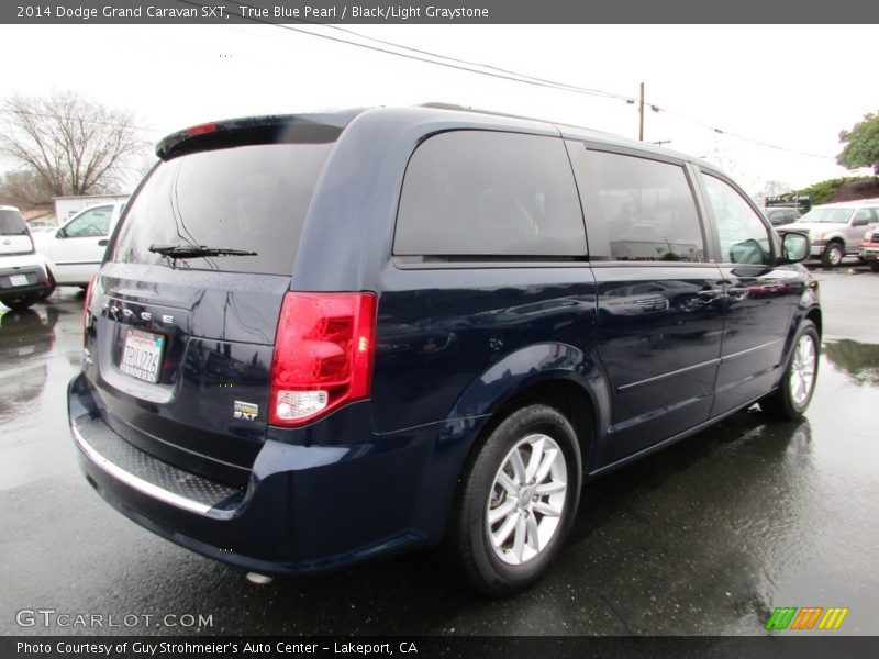 True Blue Pearl / Black/Light Graystone 2014 Dodge Grand Caravan SXT