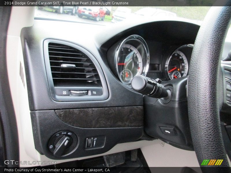 True Blue Pearl / Black/Light Graystone 2014 Dodge Grand Caravan SXT