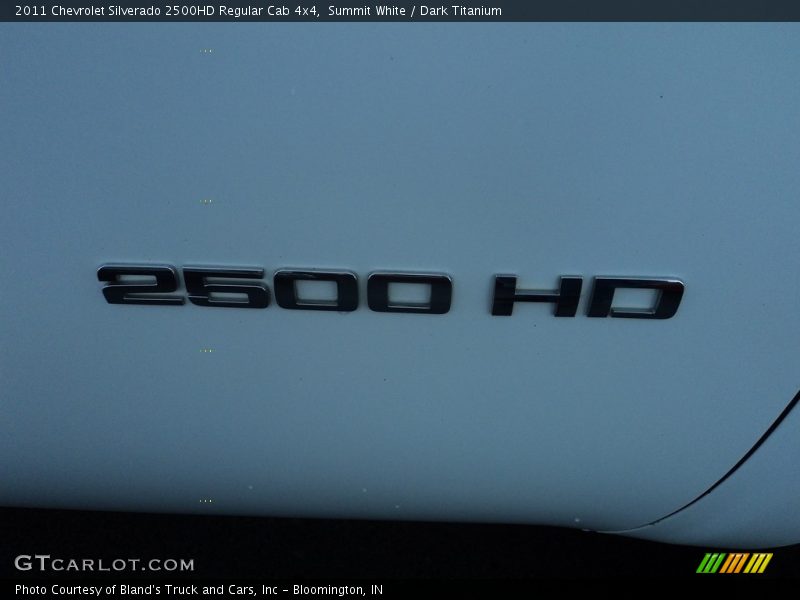 Summit White / Dark Titanium 2011 Chevrolet Silverado 2500HD Regular Cab 4x4