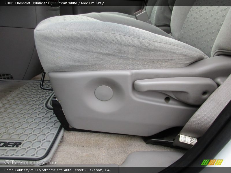 Summit White / Medium Gray 2006 Chevrolet Uplander LS