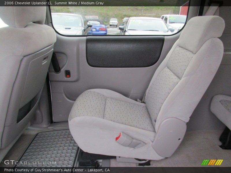 Summit White / Medium Gray 2006 Chevrolet Uplander LS