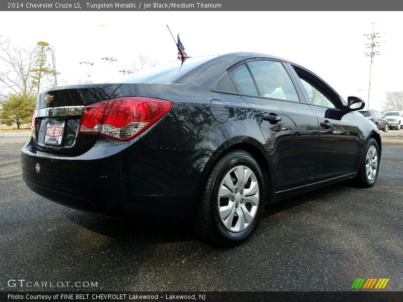 Tungsten Metallic / Jet Black/Medium Titanium 2014 Chevrolet Cruze LS