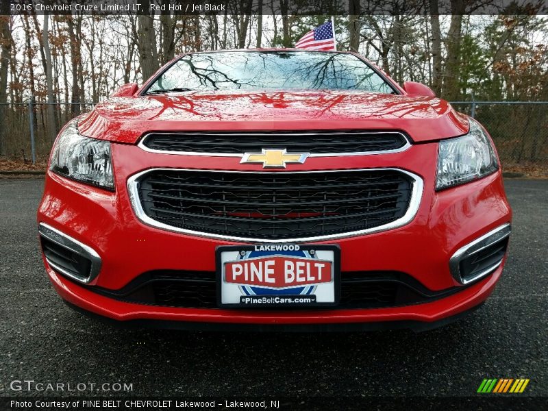 Red Hot / Jet Black 2016 Chevrolet Cruze Limited LT