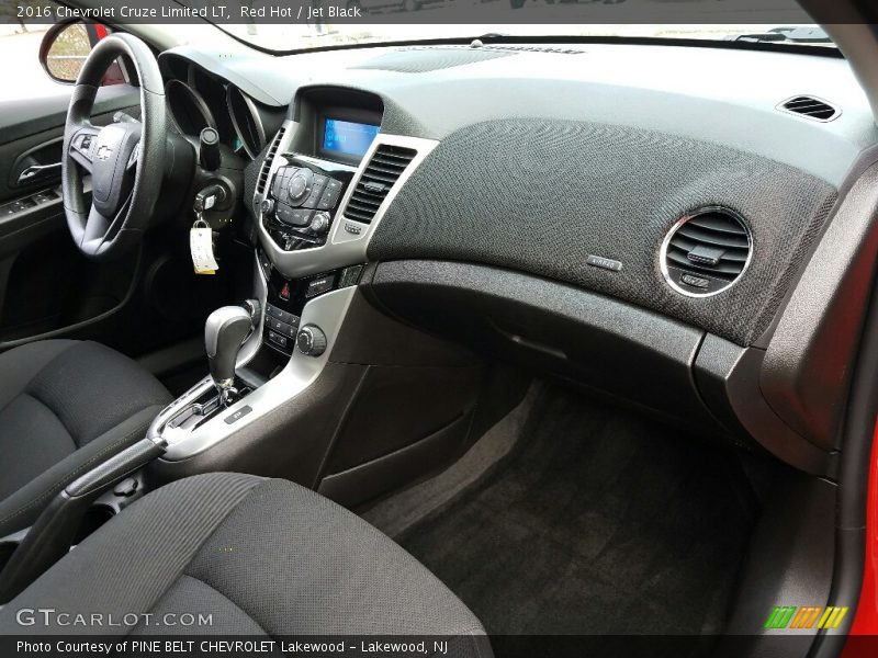 Red Hot / Jet Black 2016 Chevrolet Cruze Limited LT