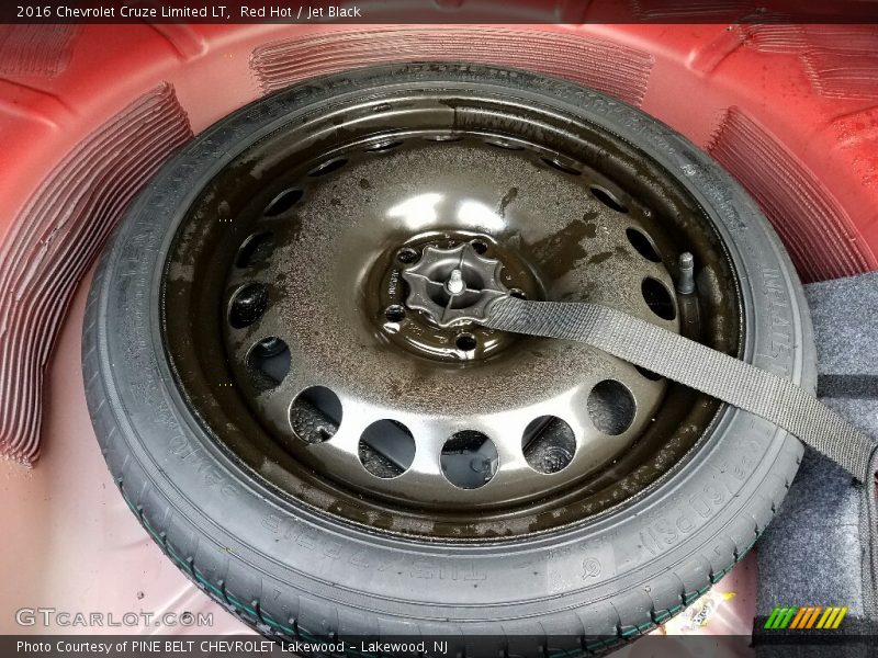 Red Hot / Jet Black 2016 Chevrolet Cruze Limited LT