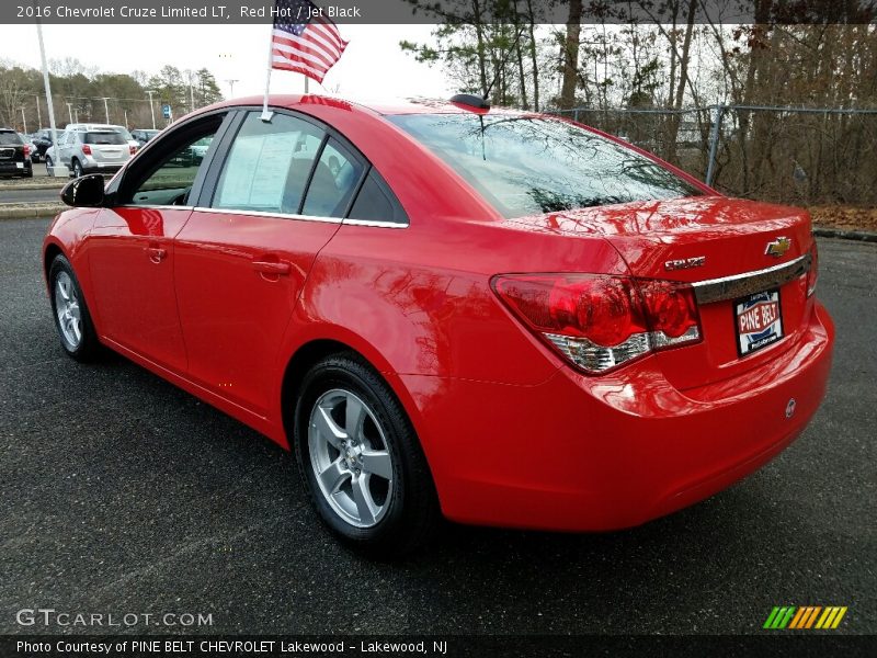 Red Hot / Jet Black 2016 Chevrolet Cruze Limited LT