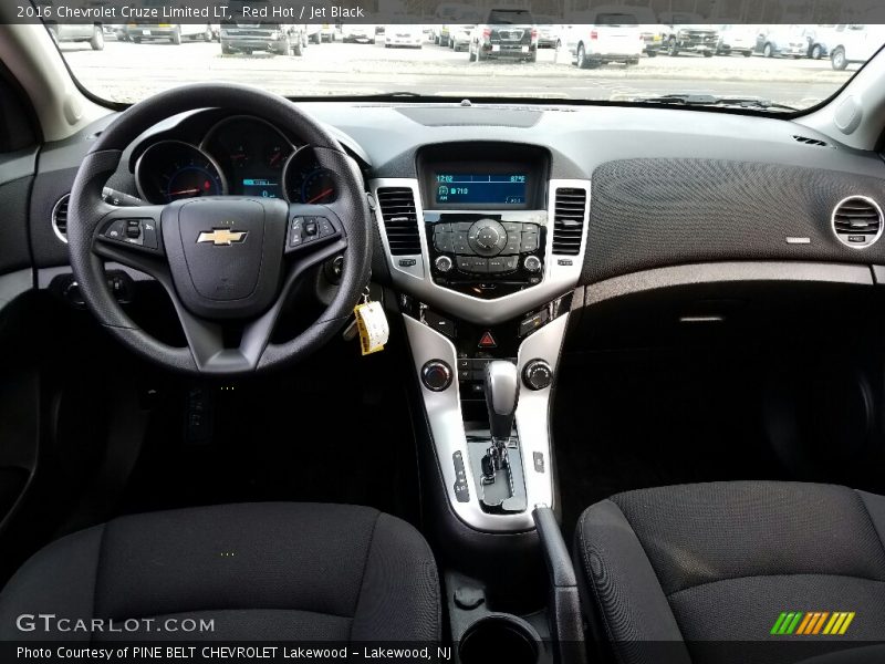 Red Hot / Jet Black 2016 Chevrolet Cruze Limited LT