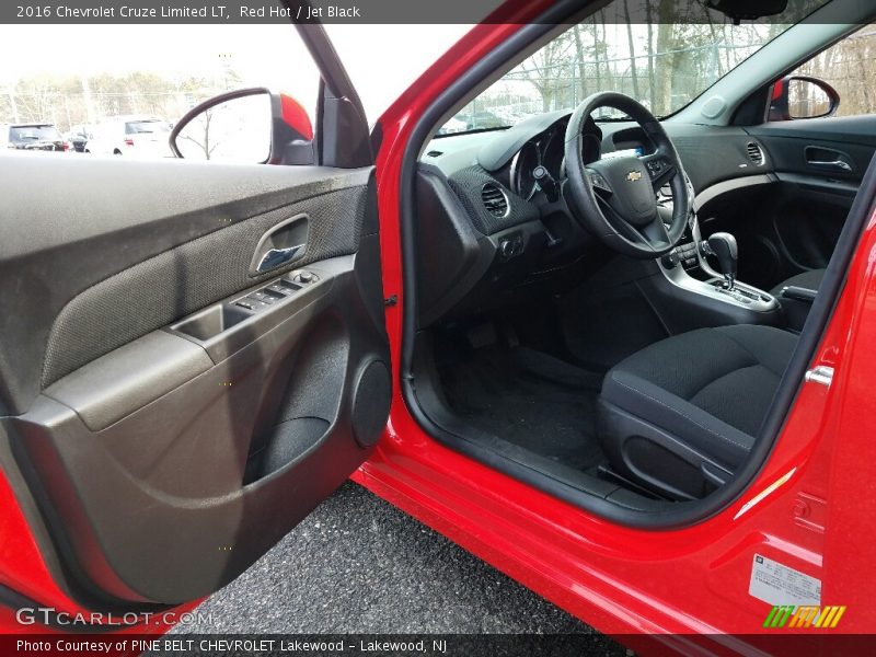 Red Hot / Jet Black 2016 Chevrolet Cruze Limited LT