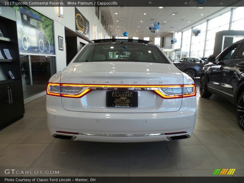 White Platinum / Cappuccino 2017 Lincoln Continental Reserve