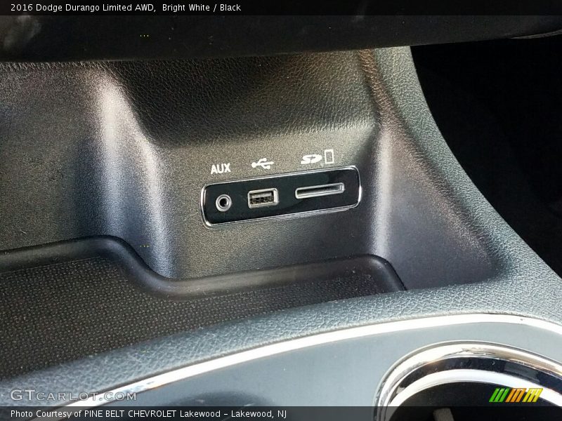 Bright White / Black 2016 Dodge Durango Limited AWD