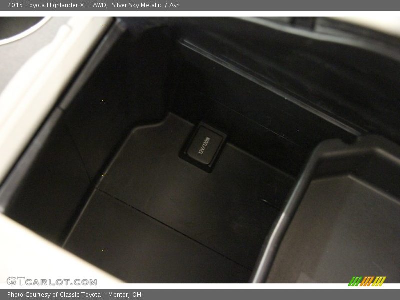 Silver Sky Metallic / Ash 2015 Toyota Highlander XLE AWD