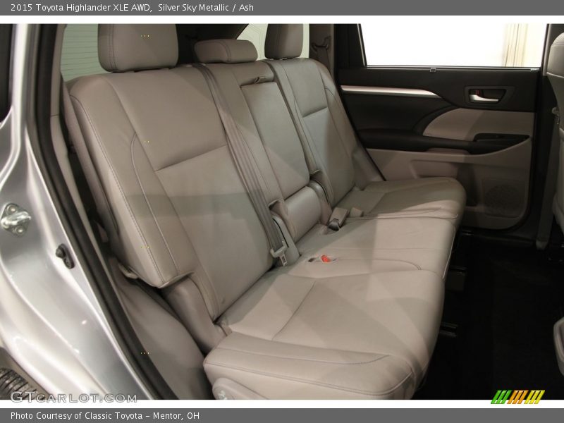 Silver Sky Metallic / Ash 2015 Toyota Highlander XLE AWD