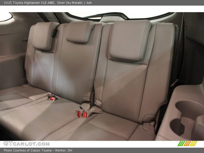 Silver Sky Metallic / Ash 2015 Toyota Highlander XLE AWD