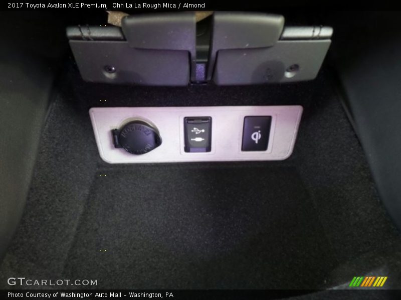 Ohh La La Rough Mica / Almond 2017 Toyota Avalon XLE Premium