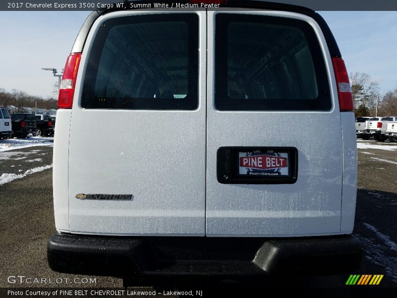 Summit White / Medium Pewter 2017 Chevrolet Express 3500 Cargo WT