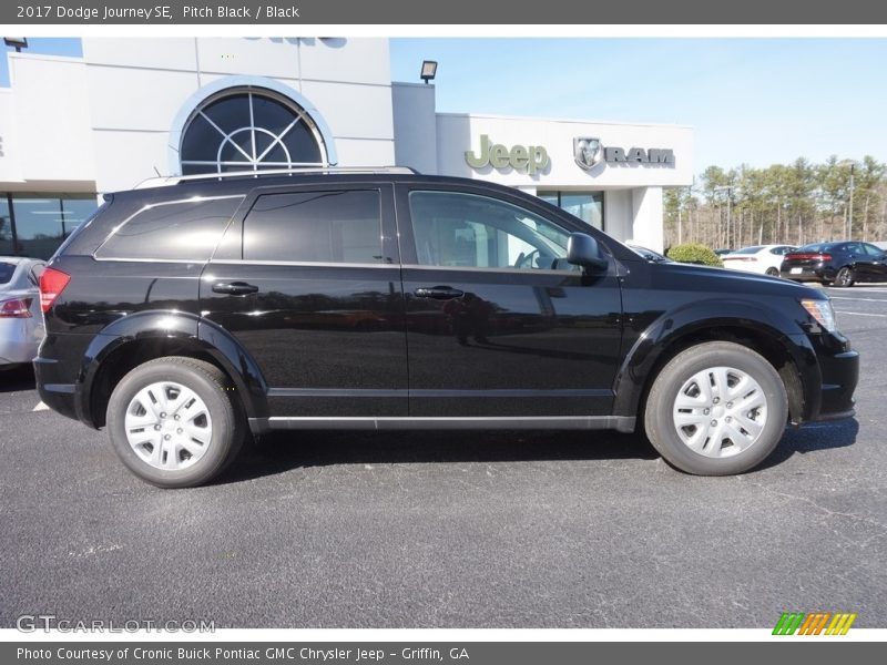 Pitch Black / Black 2017 Dodge Journey SE