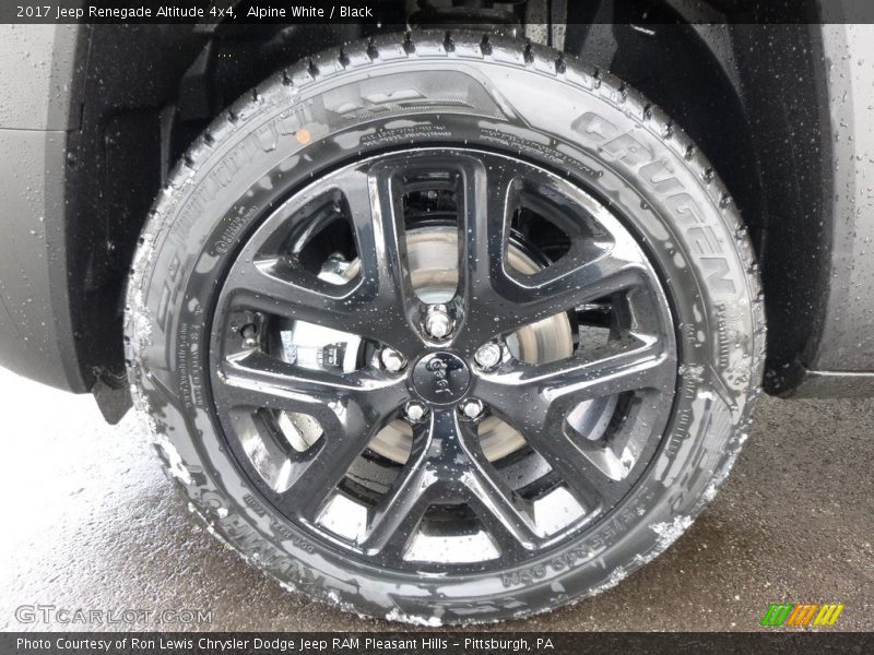 Alpine White / Black 2017 Jeep Renegade Altitude 4x4
