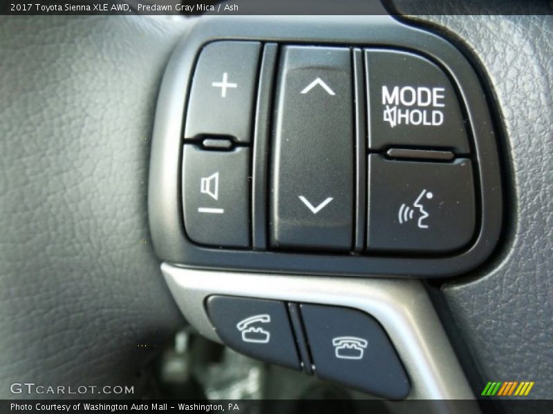 Controls of 2017 Sienna XLE AWD