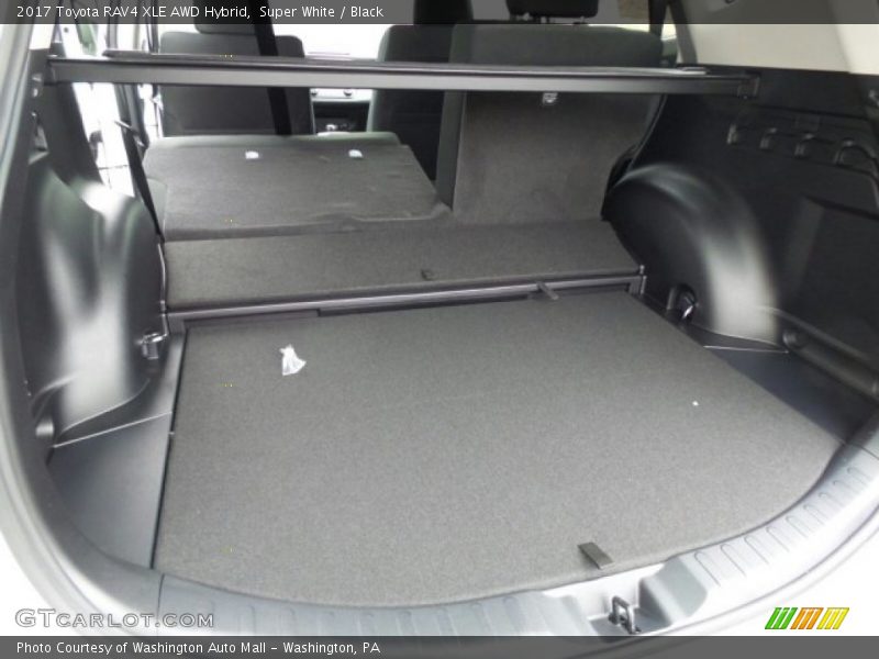  2017 RAV4 XLE AWD Hybrid Trunk