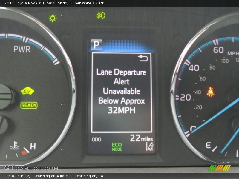 Super White / Black 2017 Toyota RAV4 XLE AWD Hybrid
