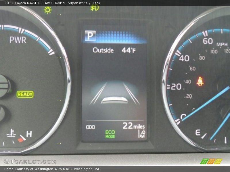 Super White / Black 2017 Toyota RAV4 XLE AWD Hybrid