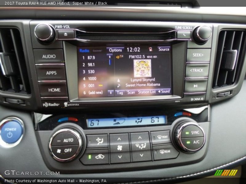 Super White / Black 2017 Toyota RAV4 XLE AWD Hybrid