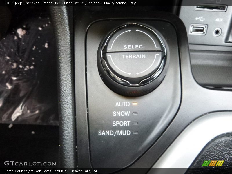 Bright White / Iceland - Black/Iceland Gray 2014 Jeep Cherokee Limited 4x4