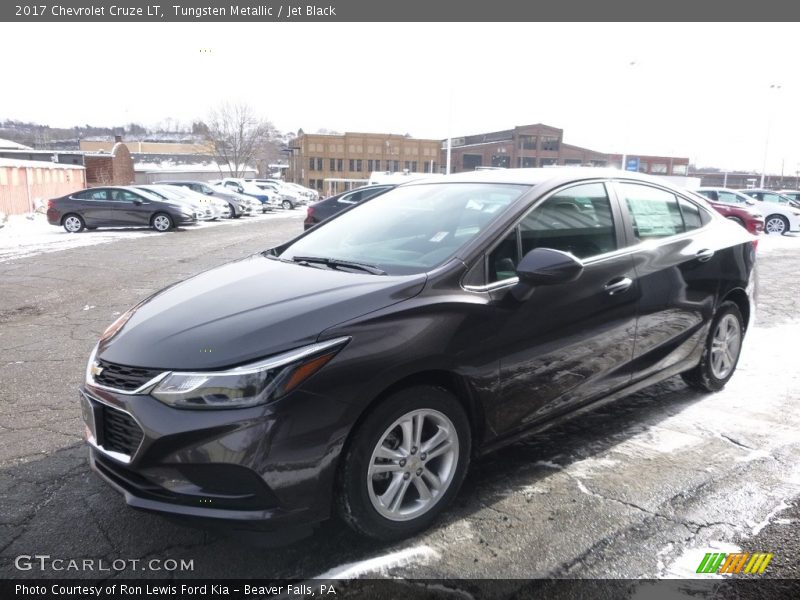 Tungsten Metallic / Jet Black 2017 Chevrolet Cruze LT