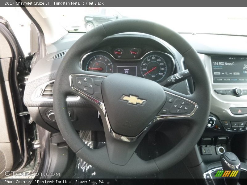 Tungsten Metallic / Jet Black 2017 Chevrolet Cruze LT