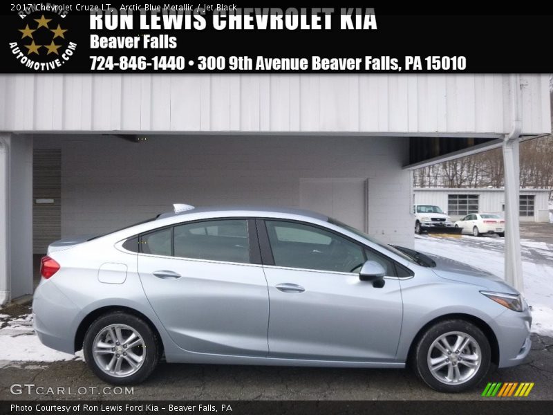 Arctic Blue Metallic / Jet Black 2017 Chevrolet Cruze LT